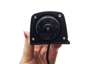 Camera giám sát xe buýt nhãn cầu 7 đèn hồng ngoại với ống kính chống nước 1,58mm