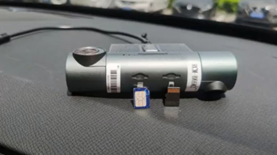 Hộp đen ô tô 2CH có kích thước nhỏ với chức năng GPS 3G / 4G WIFI cho Taxi