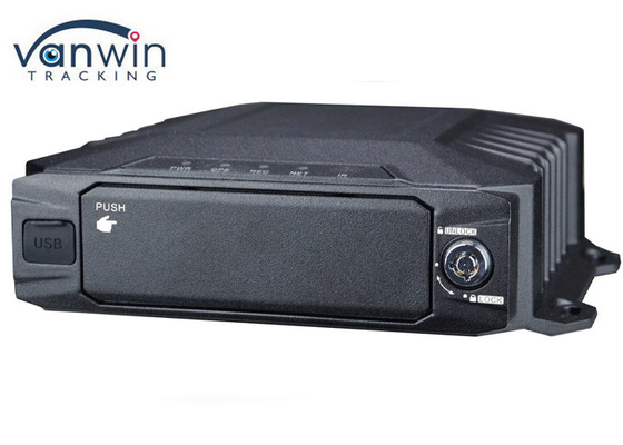 DVR di động 4 kênh chức năng với Dashcam 4G GPS WIFI cho taxi / xe buýt