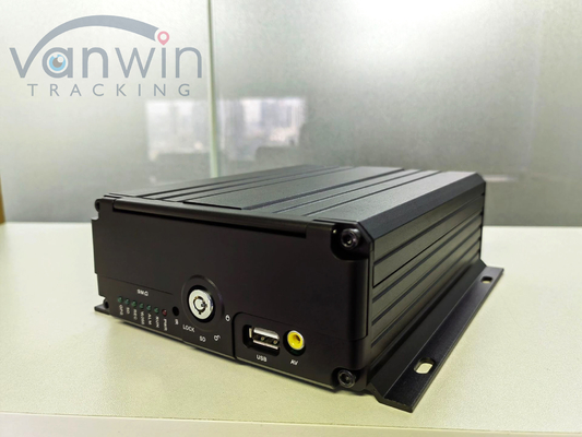8-Channel Hard Disk SD Card DVR di động H.264 MDVR xe hơi để giám sát an toàn xe