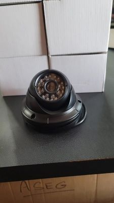 Máy ảnh mái vòm xe hơi Full HD nội thất chống phá hoại bằng kim loại LED cắt hồng ngoại cho xe buýt, xe tải