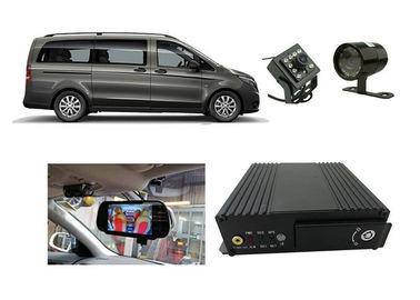 Mini H.264 GPS WIFI Mobile DVR 4CH Thẻ SD thời gian thực cho các đội taxi